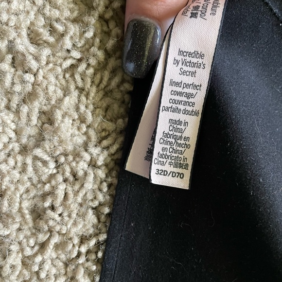 Victoria’s Secret bra - Picture 2 of 2